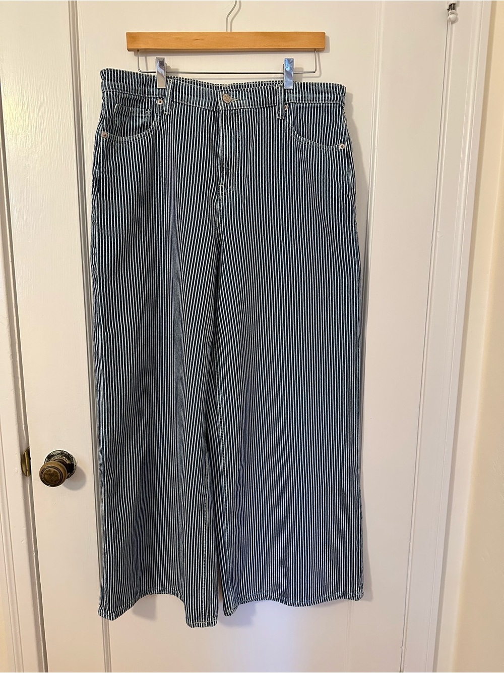 GAP Blue and White Vertical-Striped (Railroad) Mid Rise, Wide Leg Jeans.